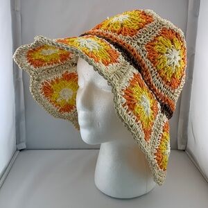 Steve Madden Paper Yarn Granny Square Floral Crochet Bucket Hat OS NWOT